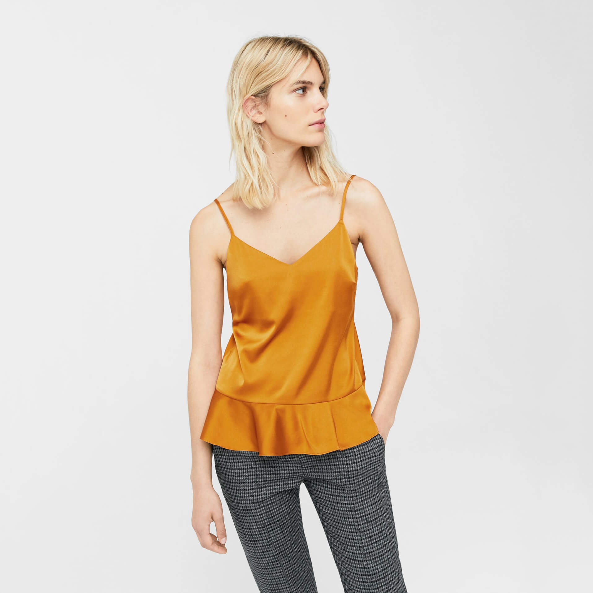 Contrasting Design T-Shirtss